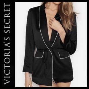 NWT Victoria’s Secret Satin Robe Jacket